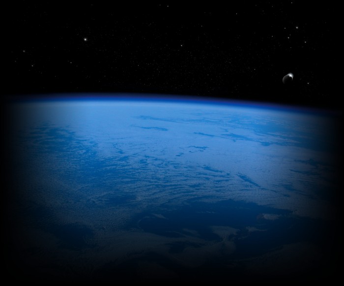 0Earth-700x581